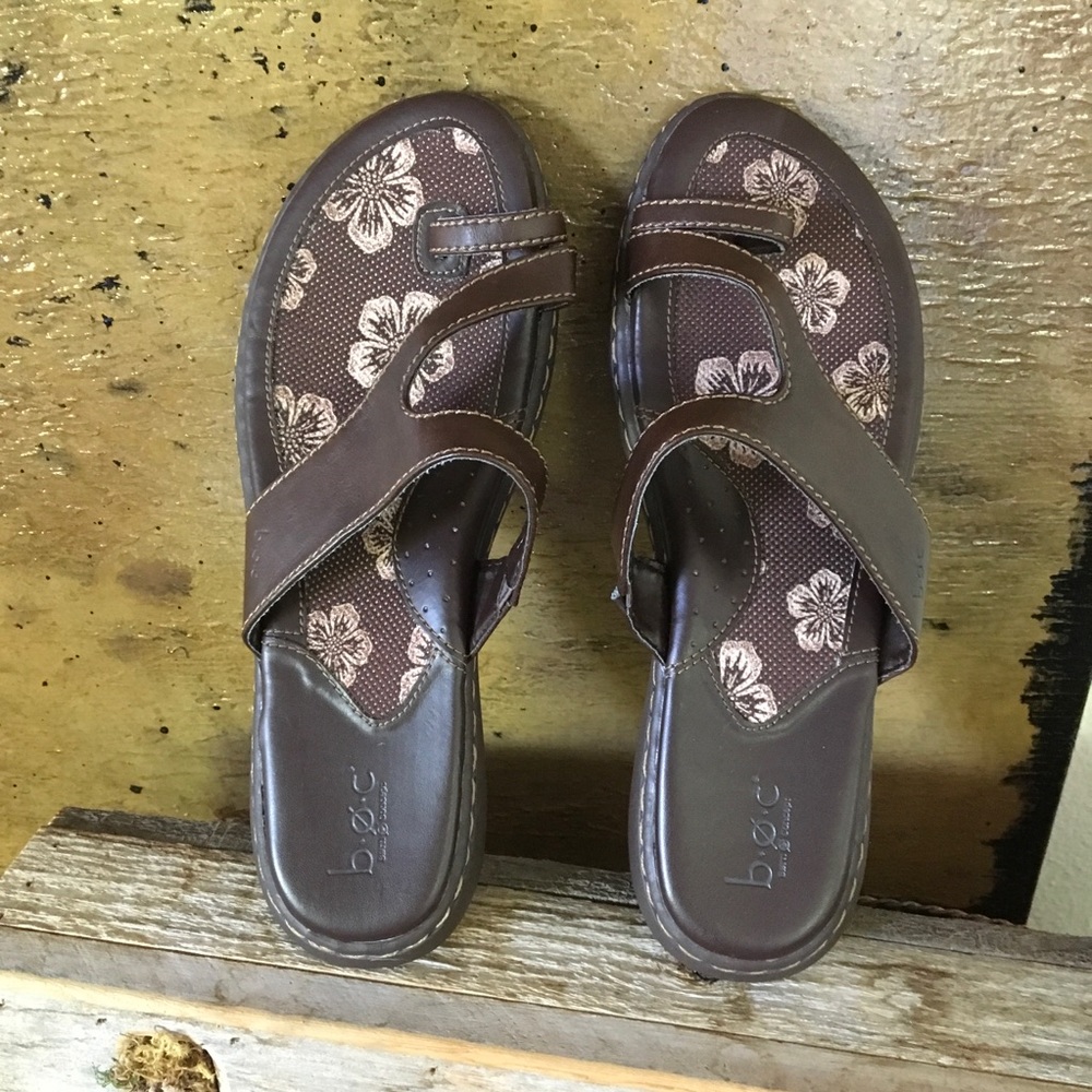 boc by Born Concepts Toe Ring Sandal size 9 - NEW!
